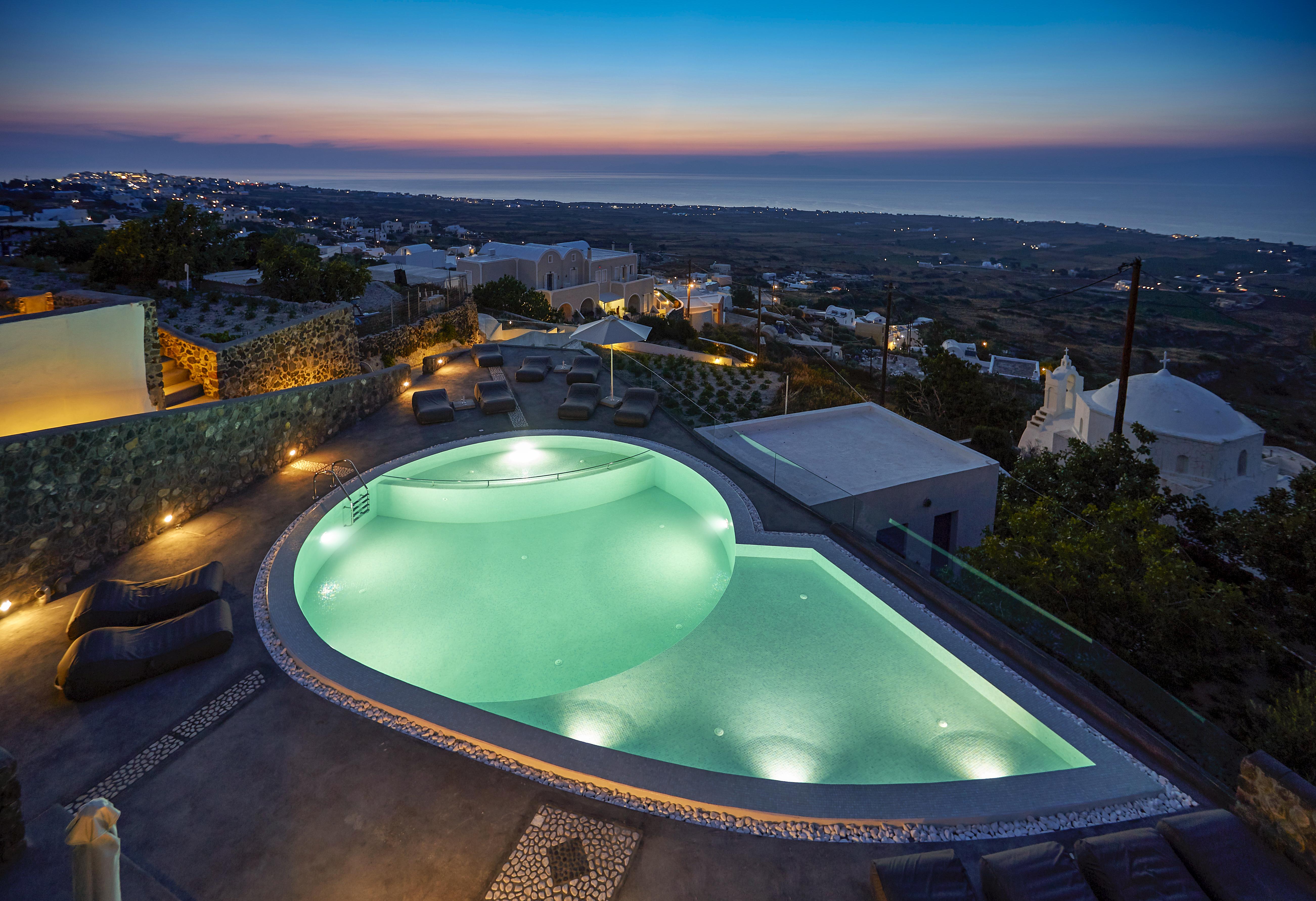 Aperanto Suites Иа Екстериор снимка