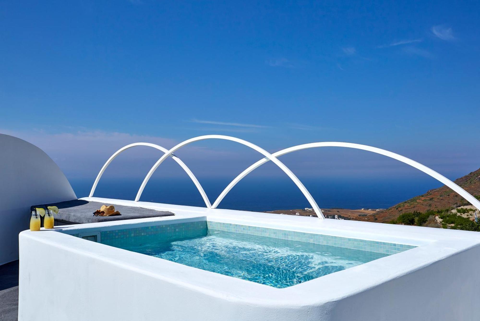 Aperanto Suites Иа Екстериор снимка