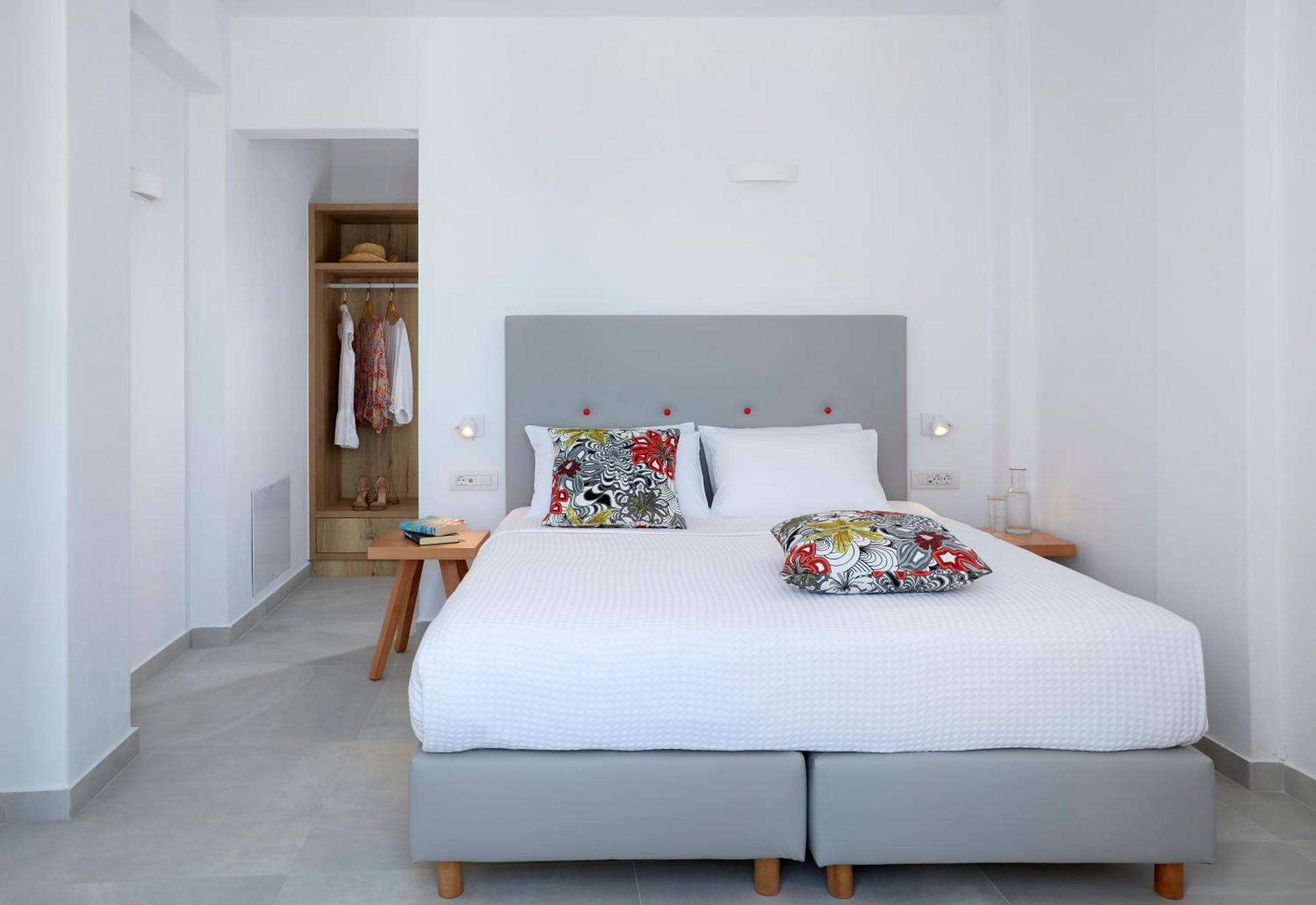 Aperanto Suites Иа Екстериор снимка